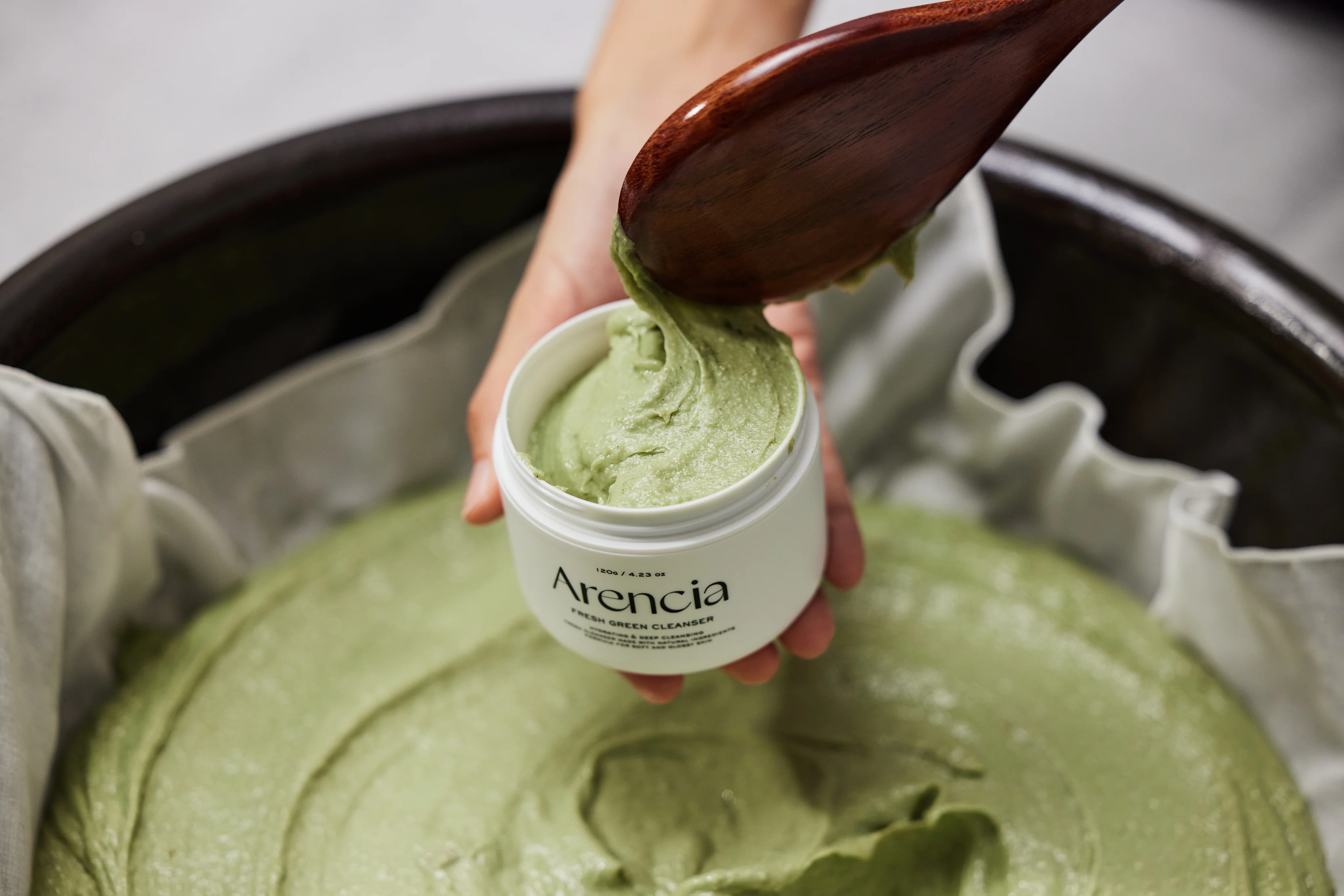 Fresh Green Rice Mochi Cleanser (120g) - Image 3