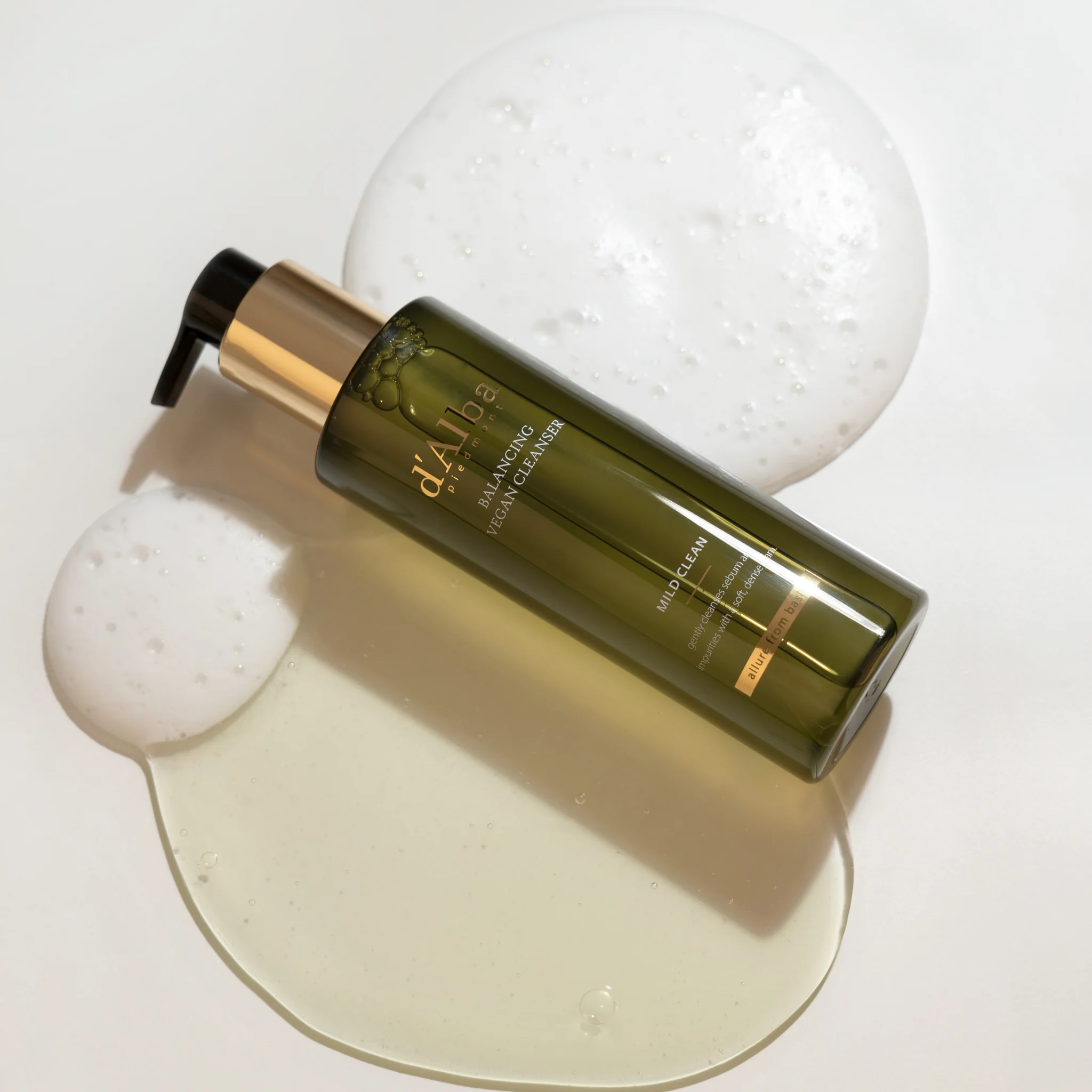 Mild Skin Balancing Vegan Cleanser (200ml) - Image 5