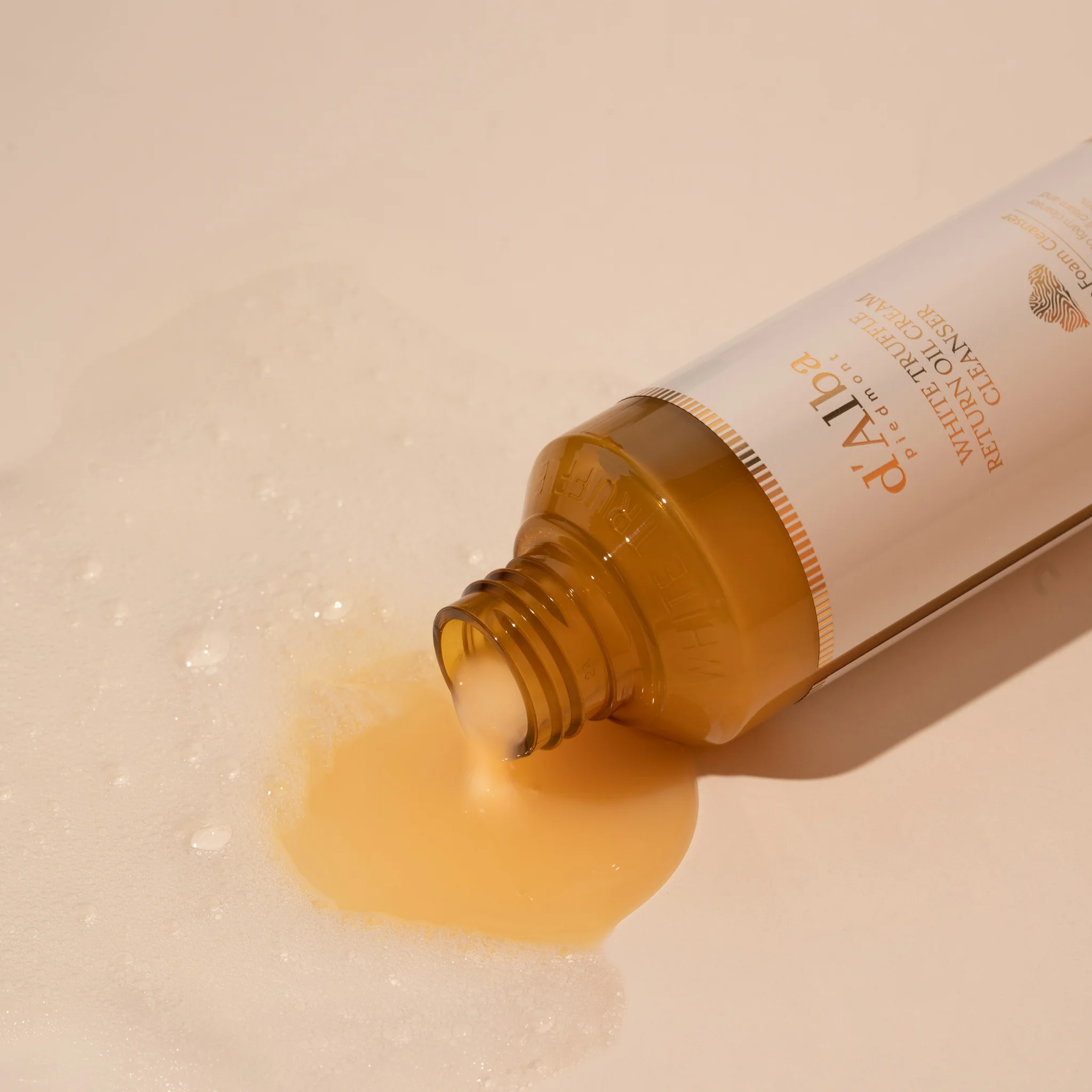 White Truffle Return Oil Cream Cleanser (150ml) - Image 2