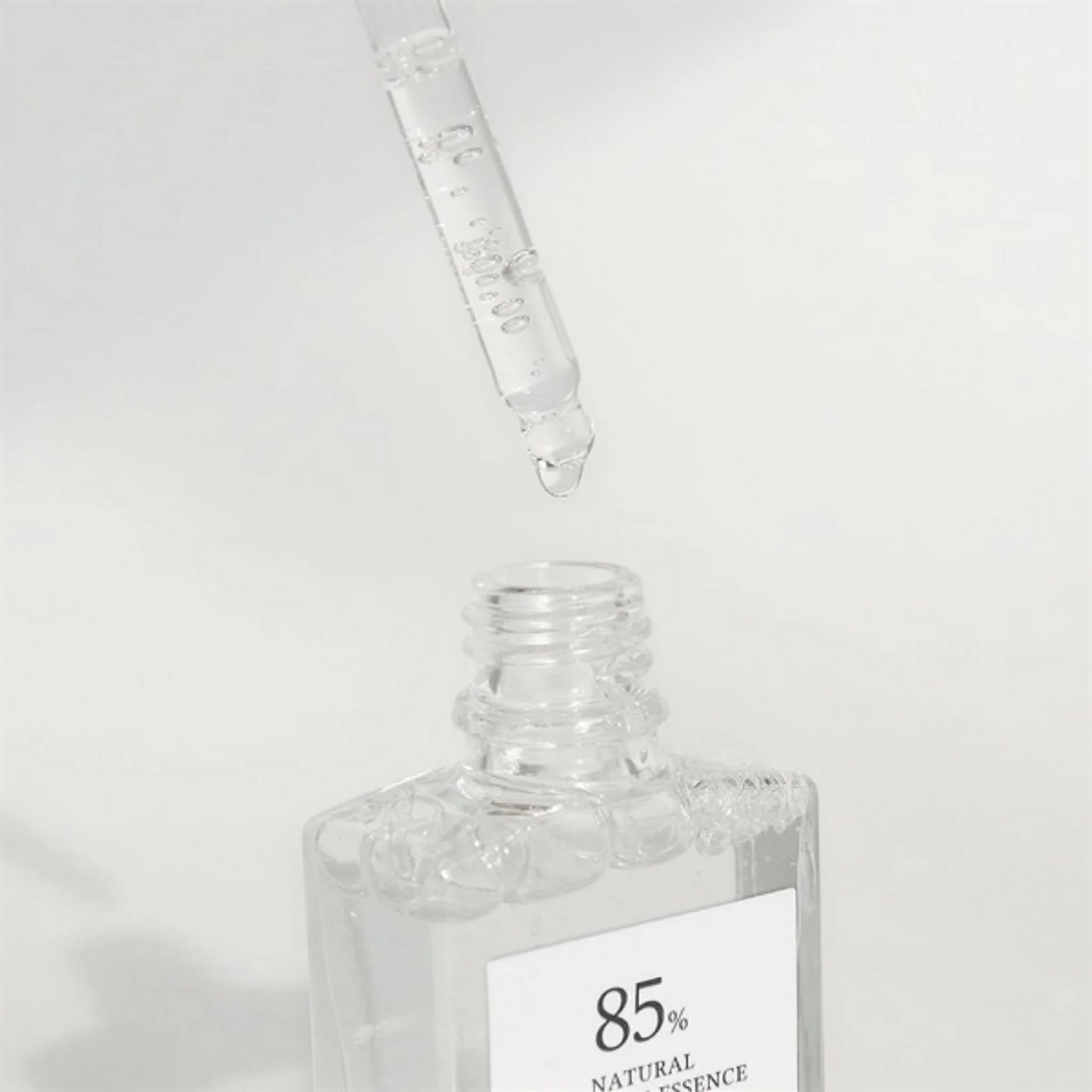 Natural Radiance Essence (30ml) - Image 3