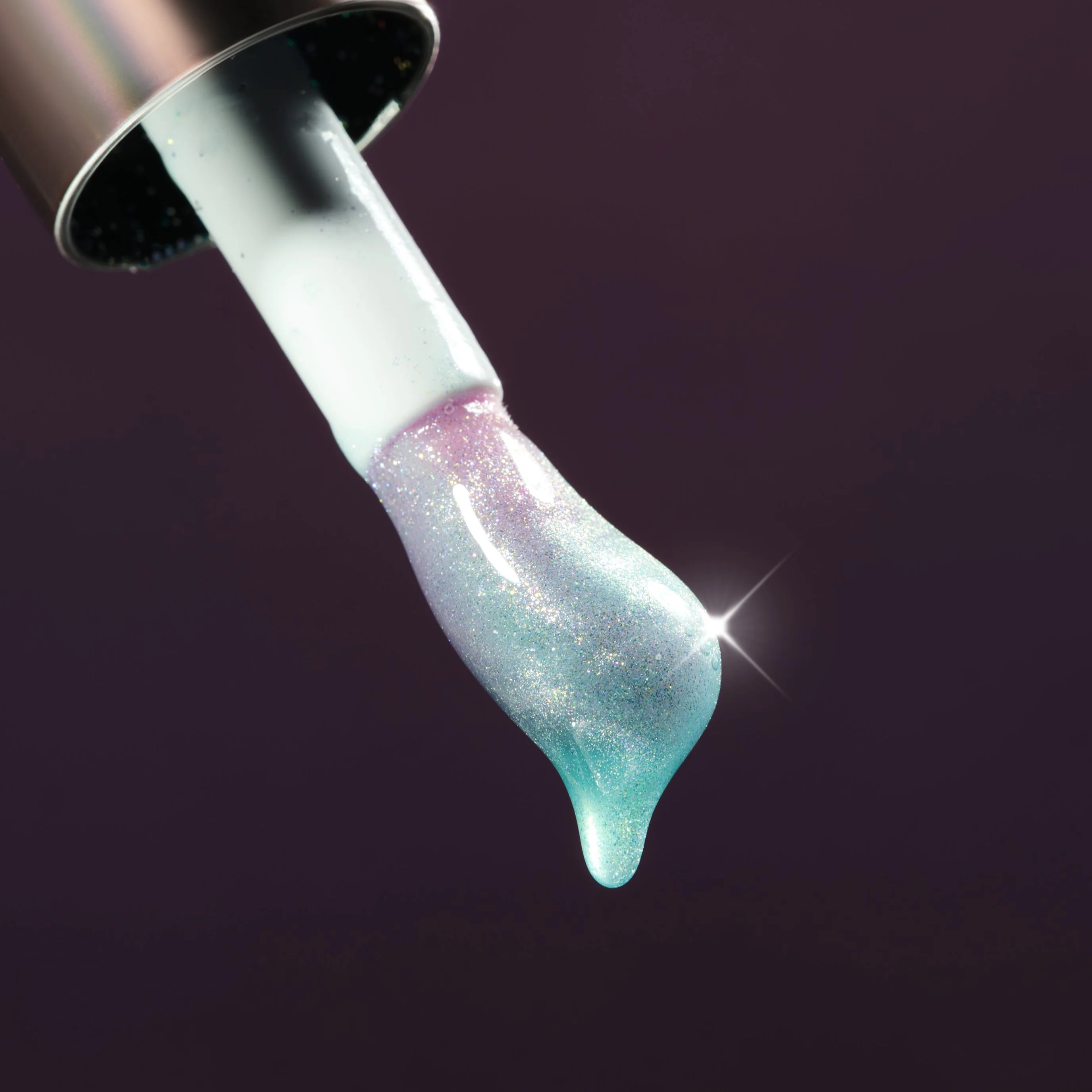 Dazzle Crush Lip Oil - 3 Options - Image 4