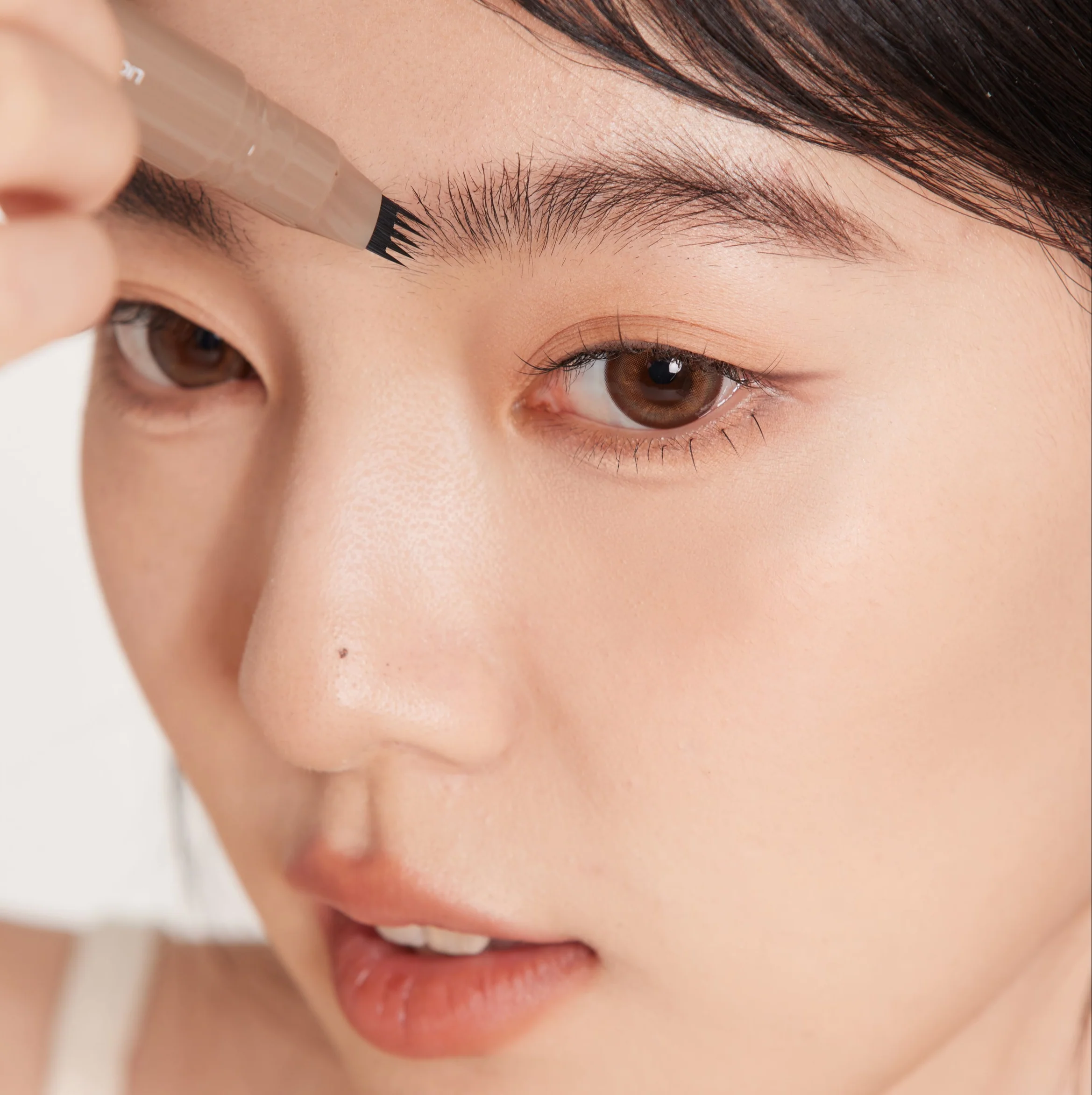 Liquid Eyebrow Pen - 2 Options - Image 4