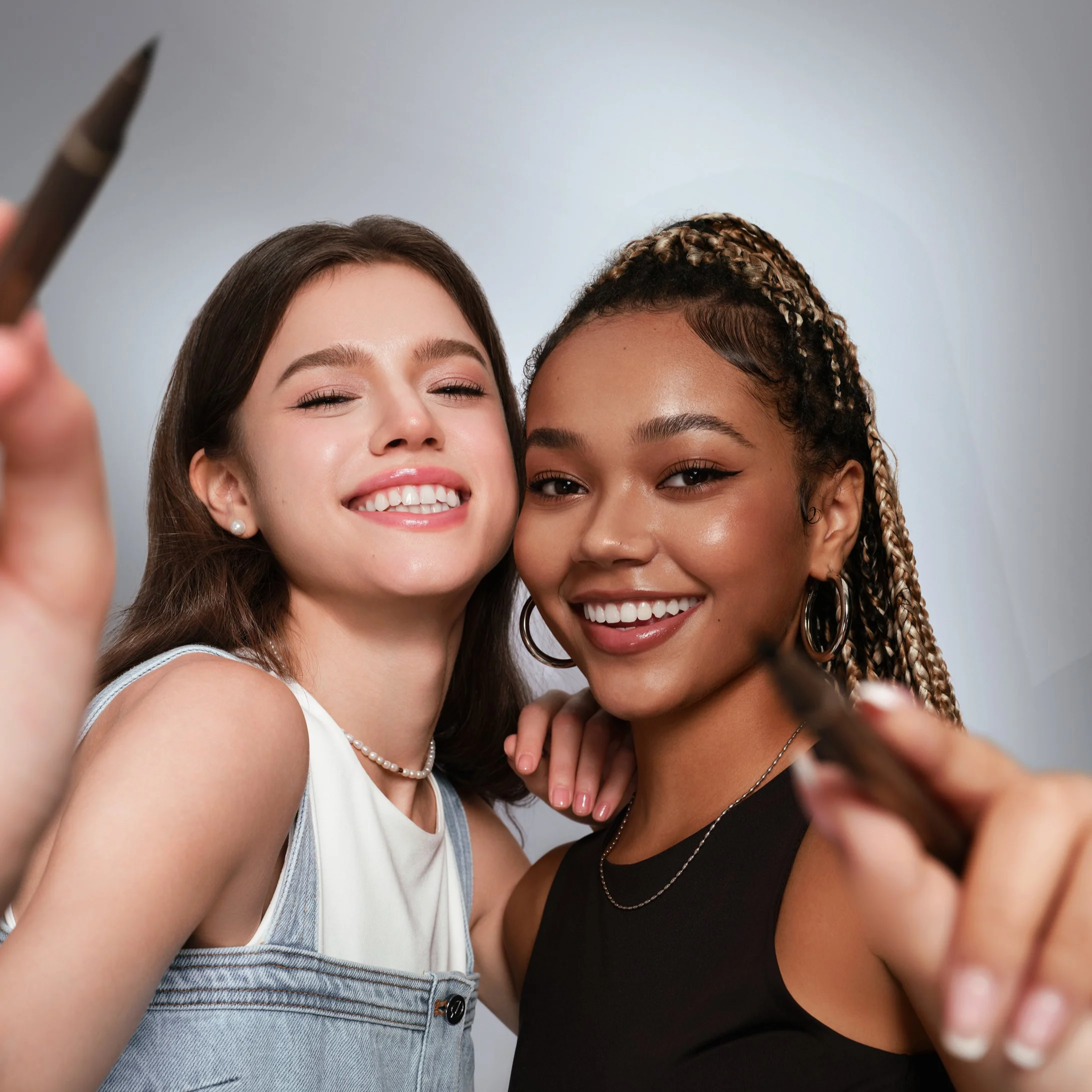 Slim Liquid Eyeliner - 3 Options - Image 9
