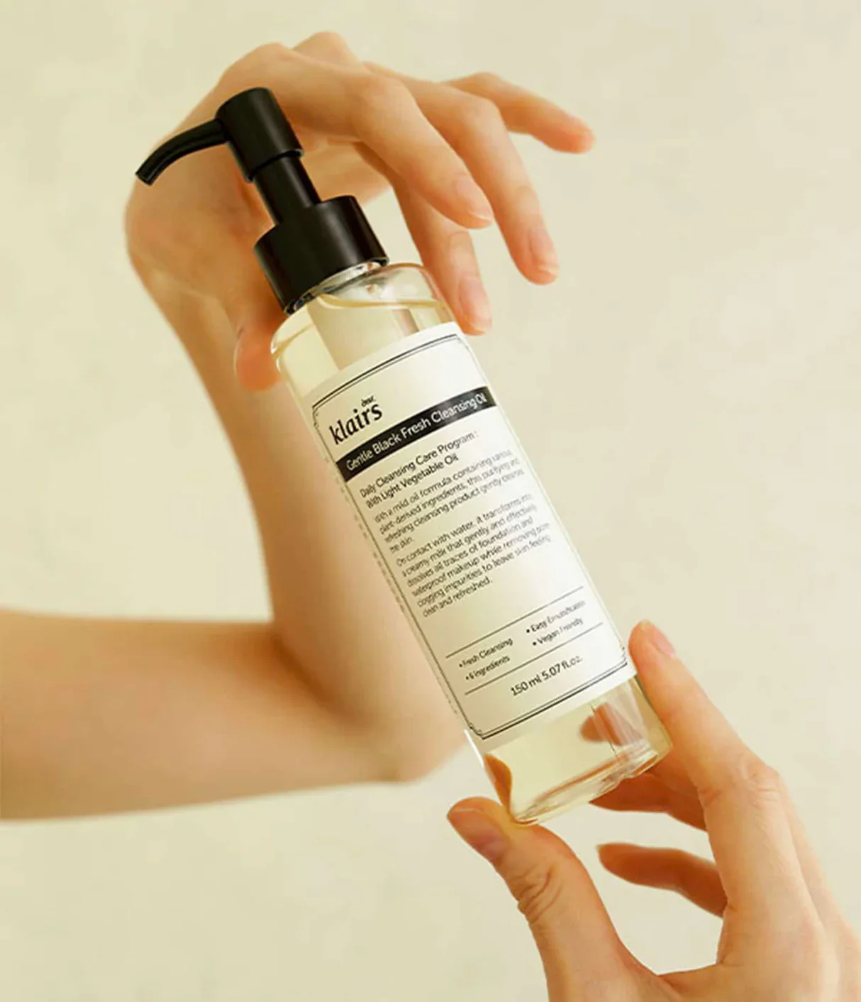 Gentle Black Fresh Cleansing Oil (150ml) - Image 3