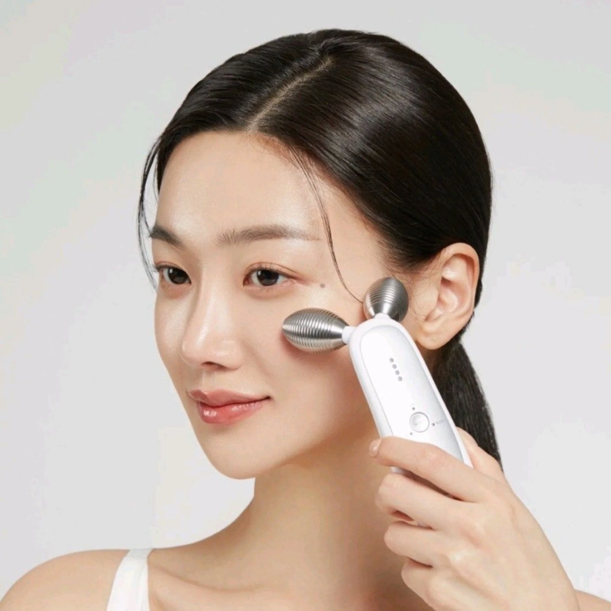 AGE-R Derma EMS Shot - Image 4