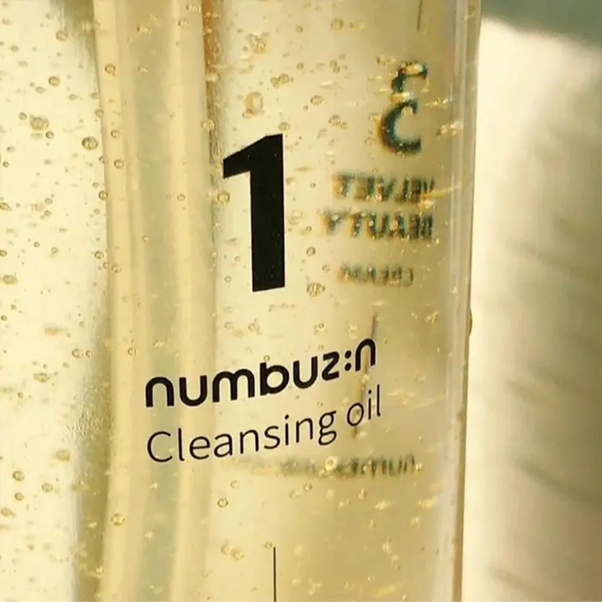 No.1 Easy Peasy Cleansing Oil (200ml) - Image 3