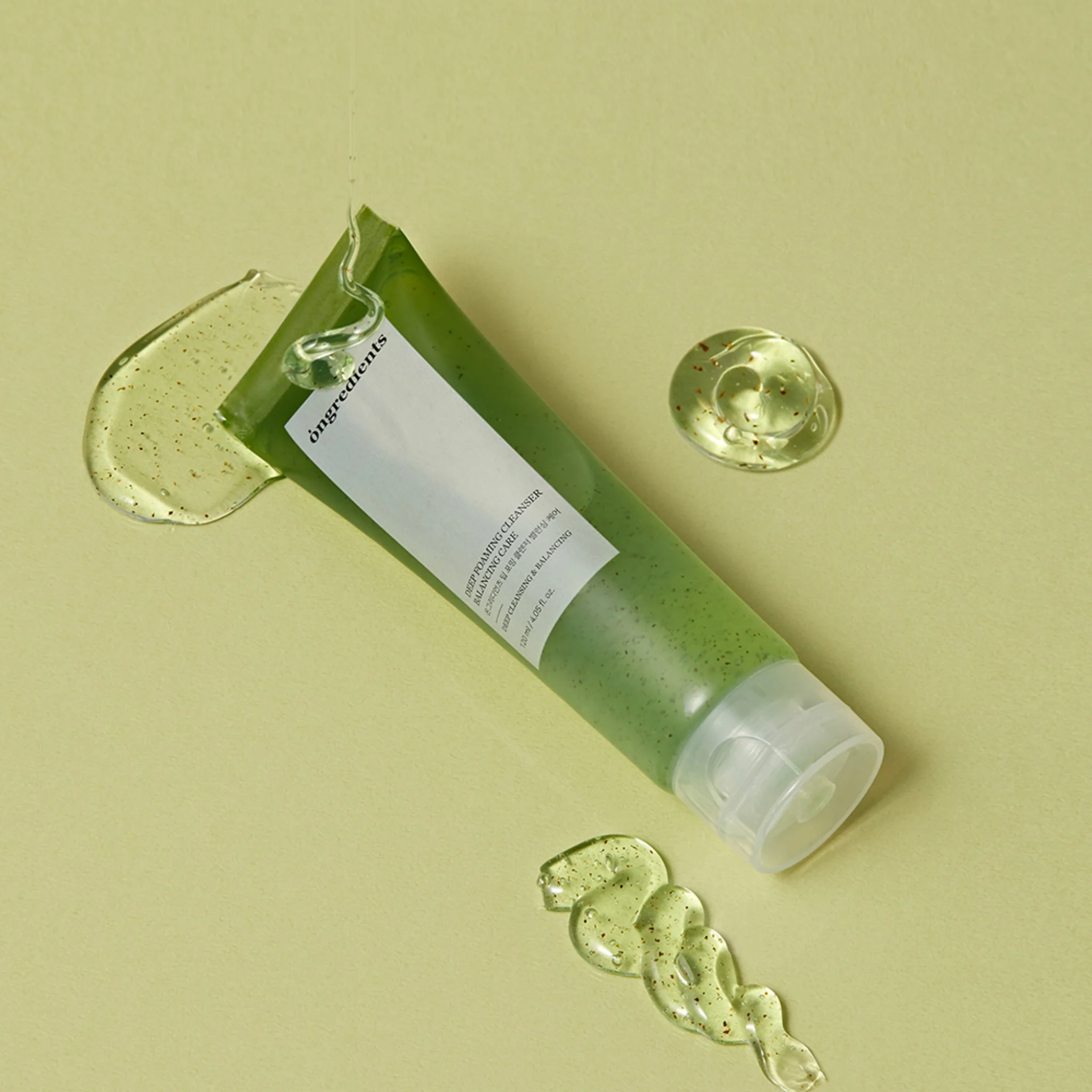 Deep Foaming Cleanser (120ml) - Image 2