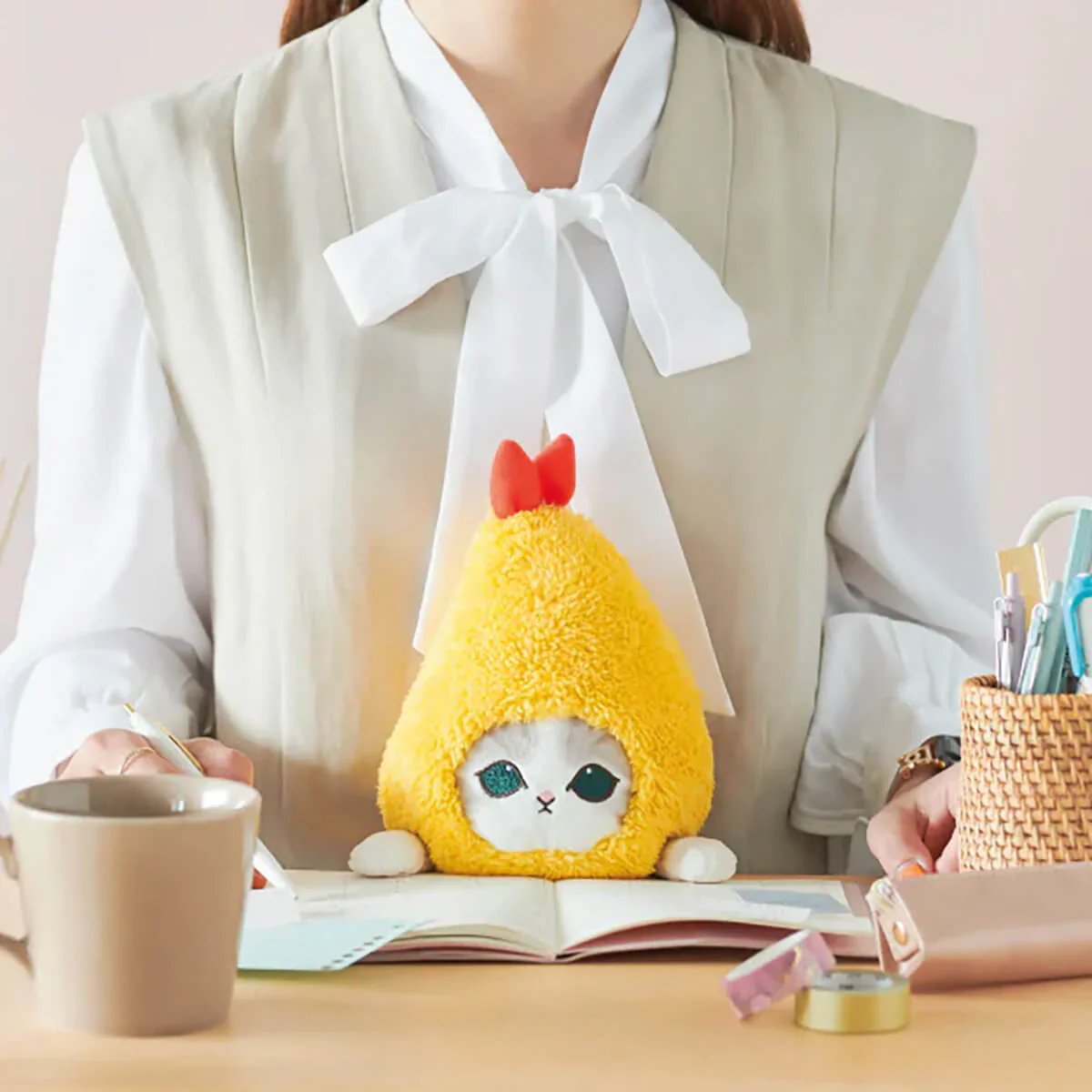 Mofusand Shrimp Soft Toy 22cm - Image 3