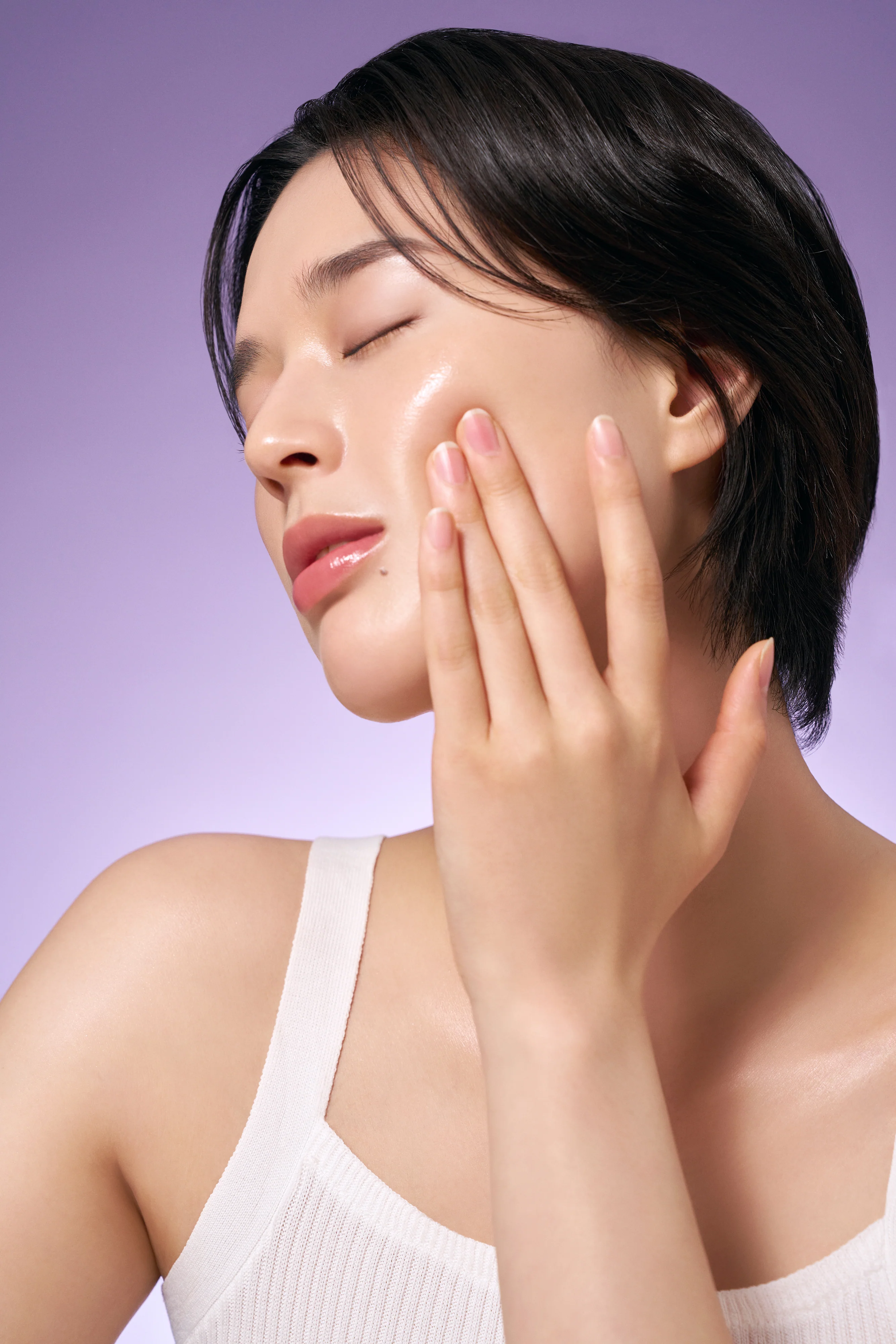 Bakuchiol Timeless Bloom Revitalising Serum (30ml) - Image 3