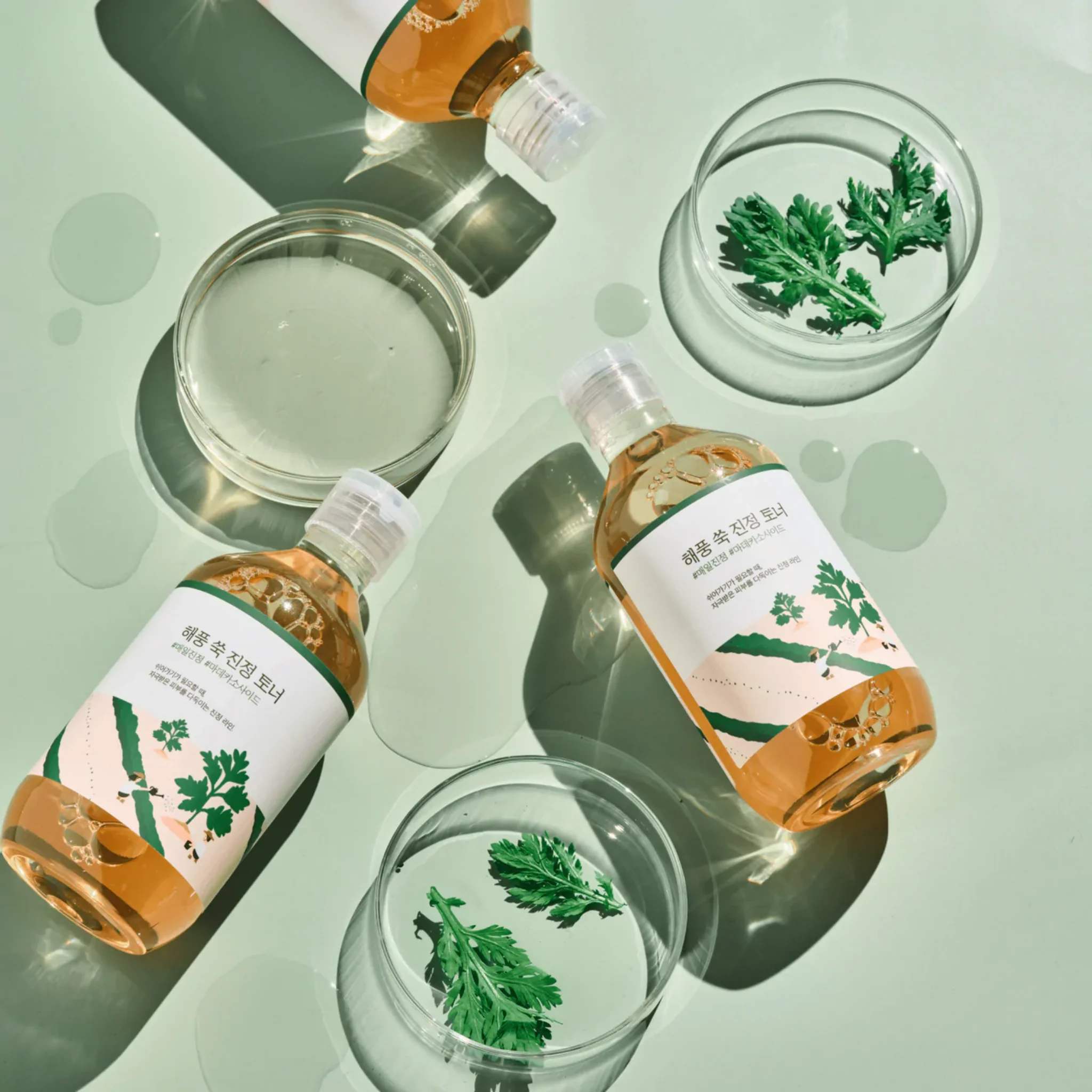 Mugwort Calming Toner (300ml) - Image 3