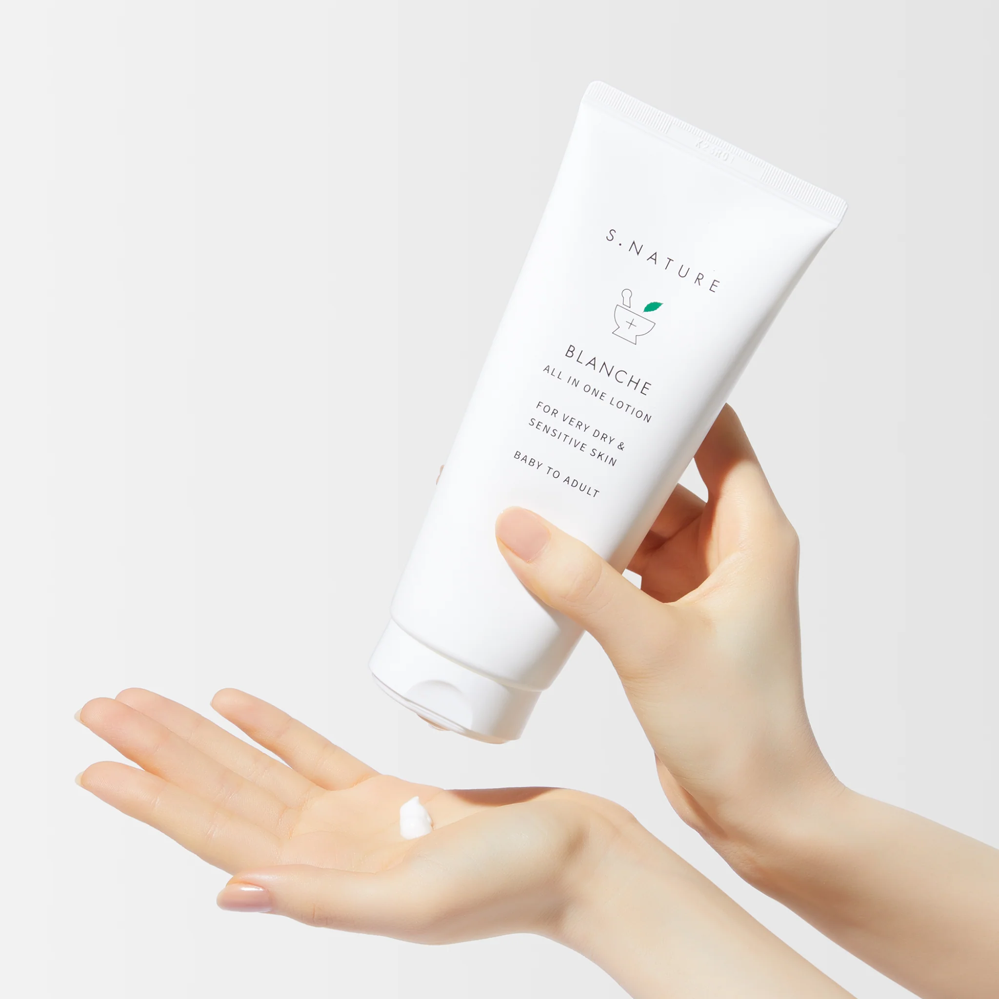 Blanche Lotion (200ml) - Image 2