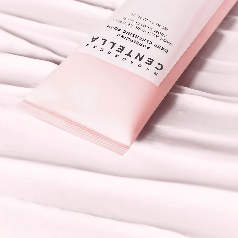 Madagascar Centella Poremizing Deep Cleansing Foam (125ml) - Image 3