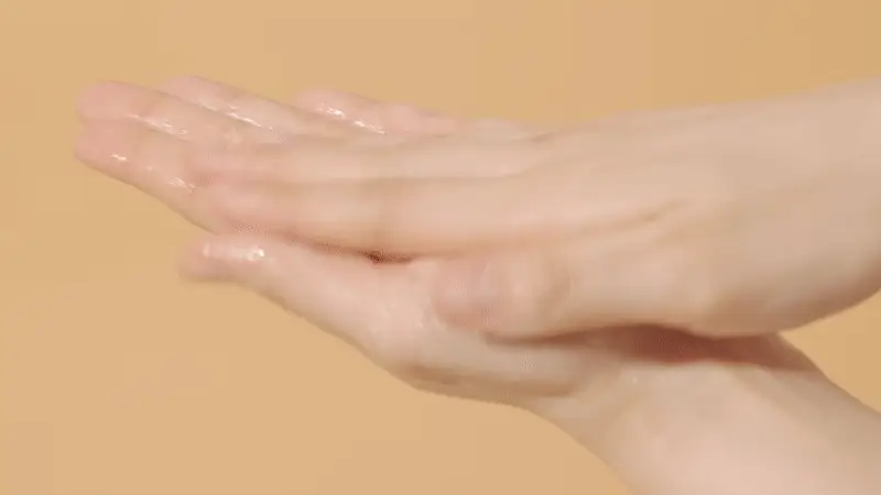 Carrot Carotene Balancing Cleansing Foam (150ml) - Image 3