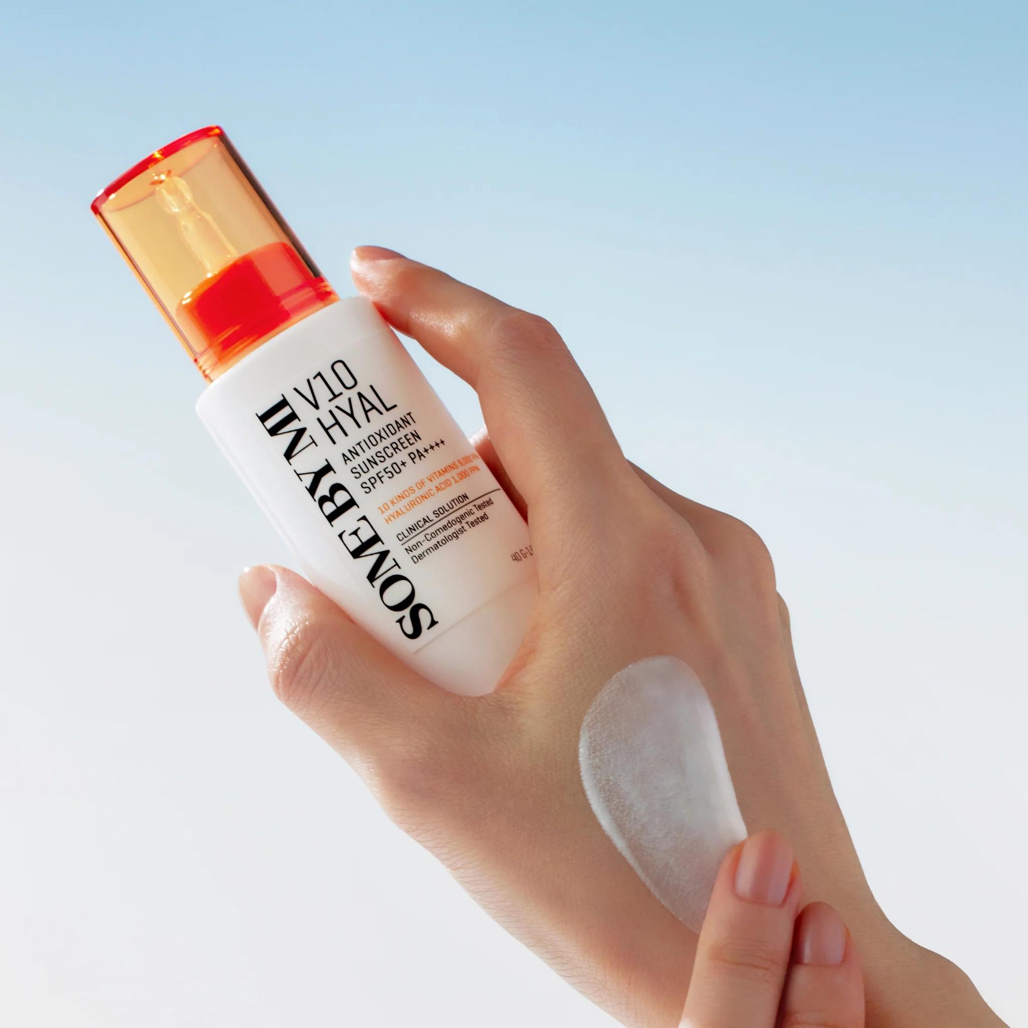 V10 Hyal Antioxidant Sunscreen SPF50+ PA++++ (40ml) - Image 4