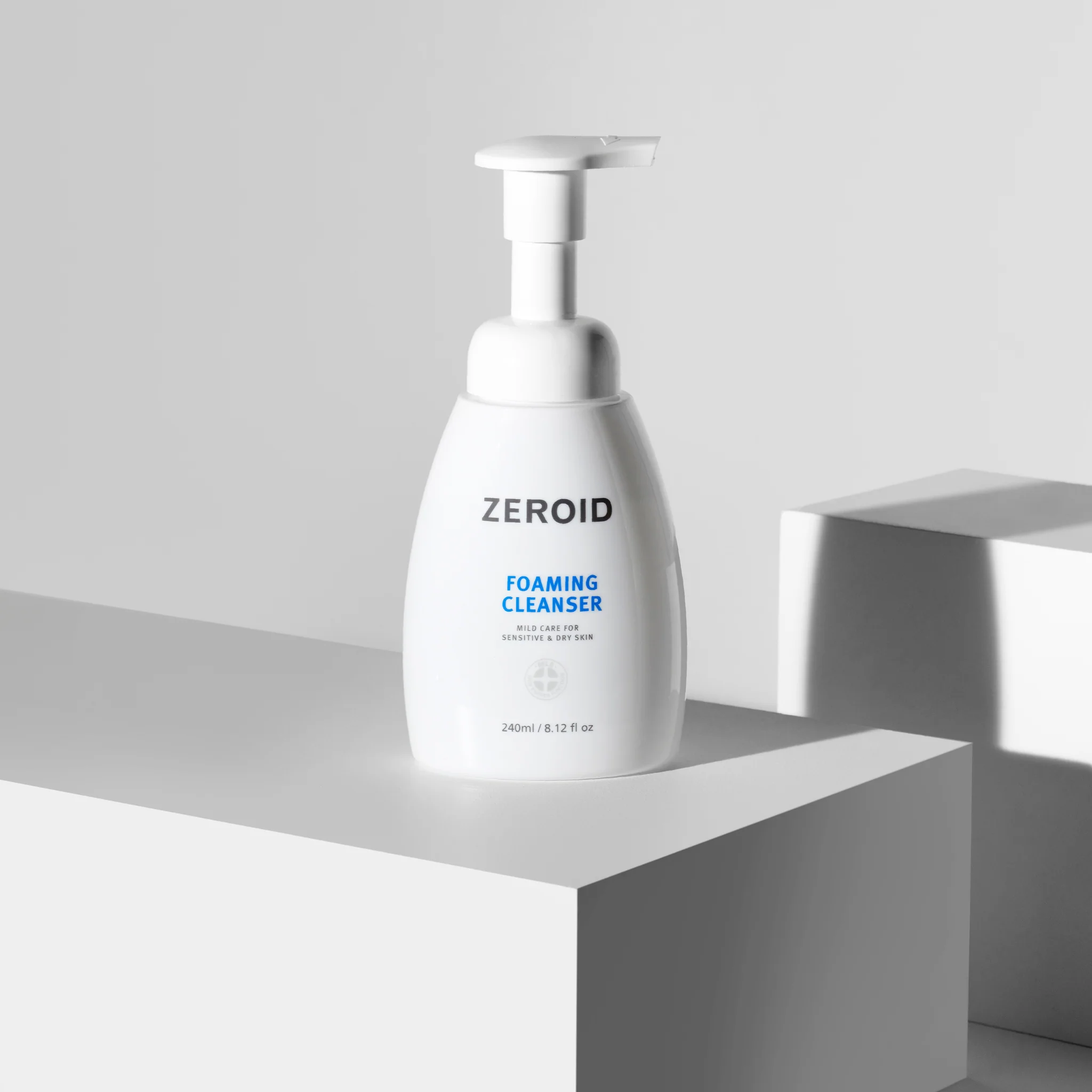 Foaming Cleanser (240ml) - Image 2